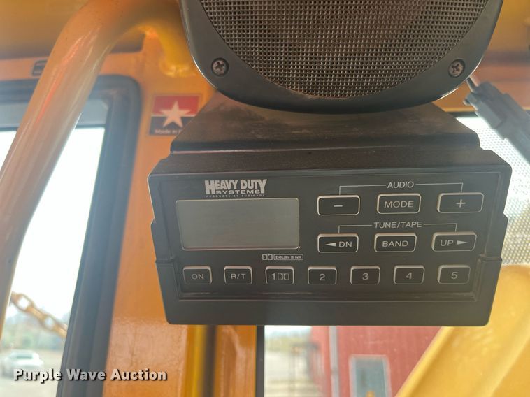 image for item DG5427 2001 John Deere 770CH  motor grader