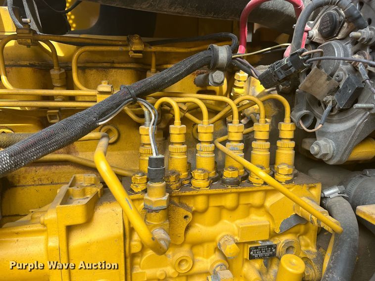 image for item DG5427 2001 John Deere 770CH  motor grader