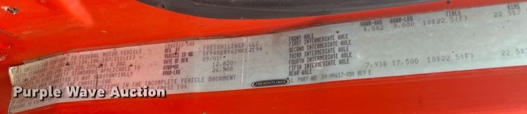 image for item DG5428 2002 Freightliner FL60  oil distributor truck