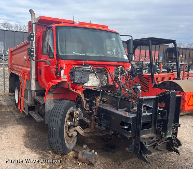 image for item DG5429 2007 International 7400  dump truck