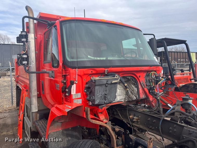 image for item DG5429 2007 International 7400  dump truck