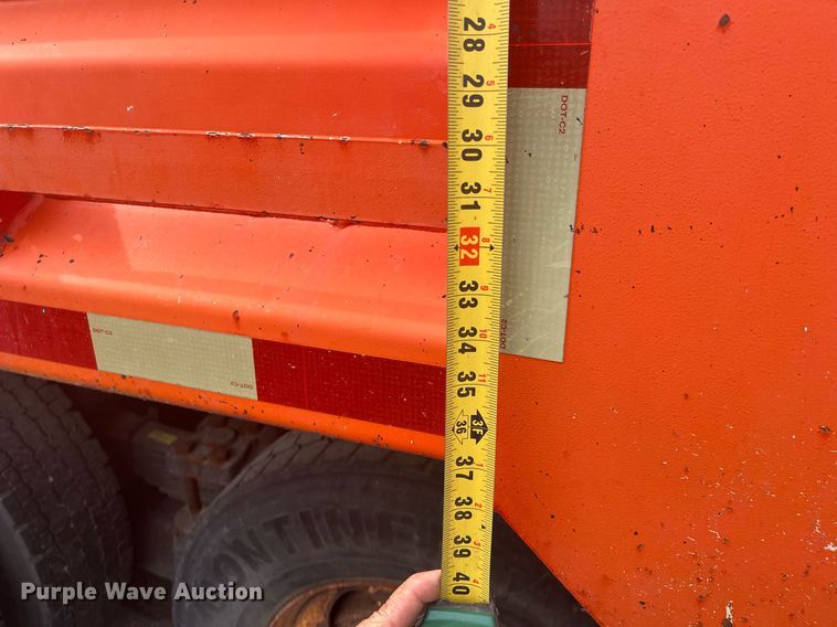 image for item DG5429 2007 International 7400  dump truck