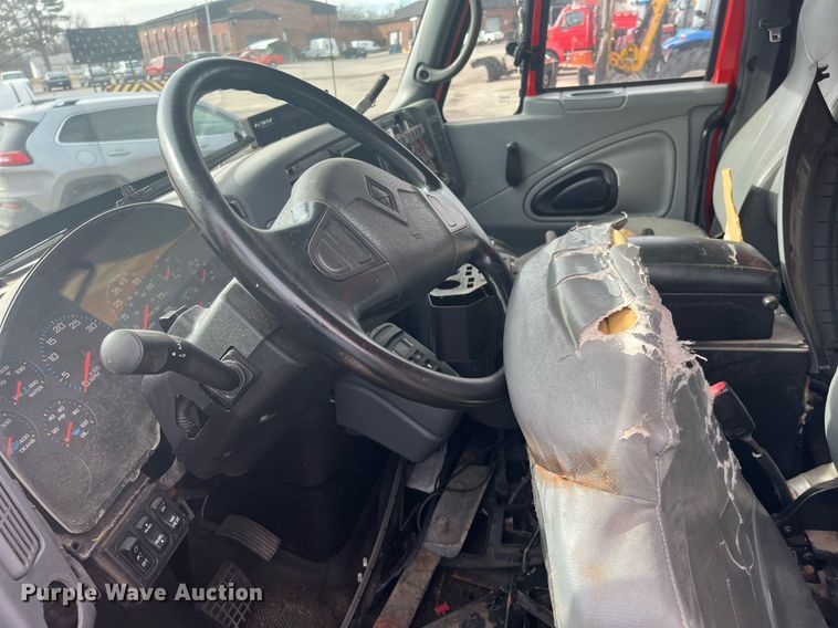 image for item DG5429 2007 International 7400  dump truck