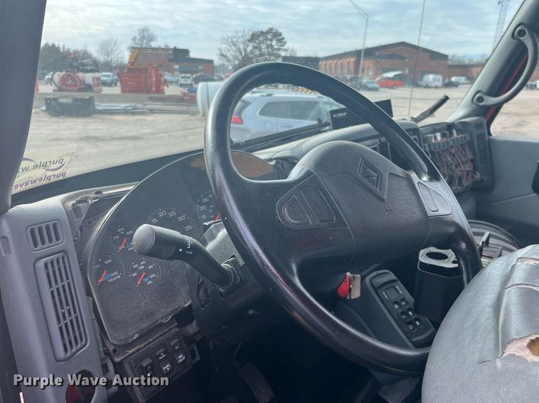 image for item DG5429 2007 International 7400  dump truck