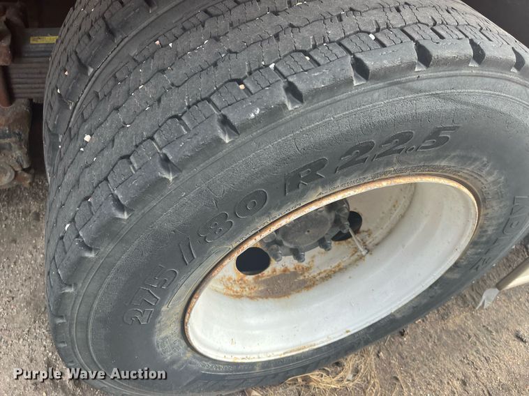 image for item DG5429 2007 International 7400  dump truck