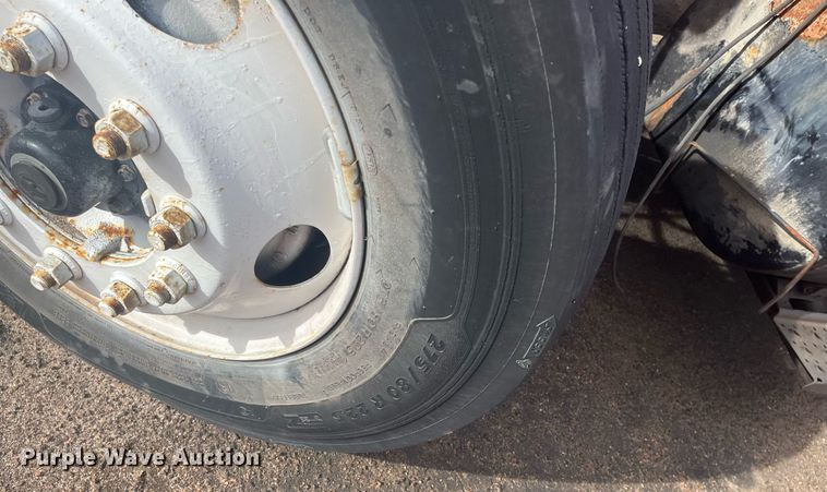 image for item DG5429 2007 International 7400  dump truck