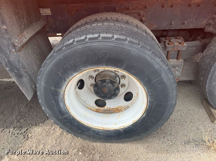 image for item DG5429 2007 International 7400  dump truck