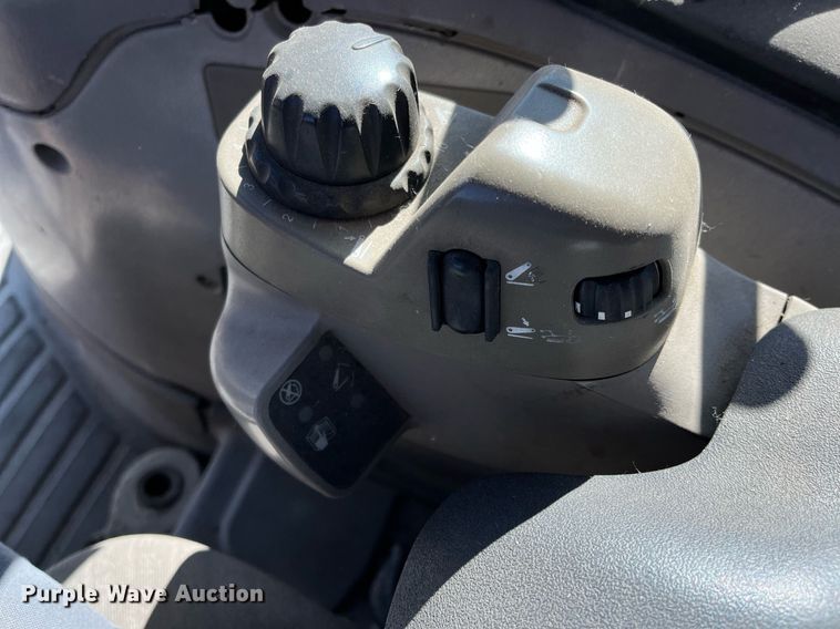 image for item DG5436 2004 Case IH MXU100  tractor