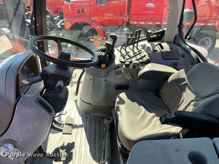 image for item DG5436 2004 Case IH MXU100  tractor