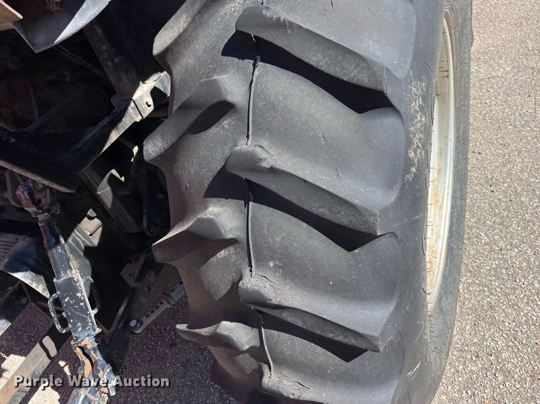 image for item DG5436 2004 Case IH MXU100  tractor