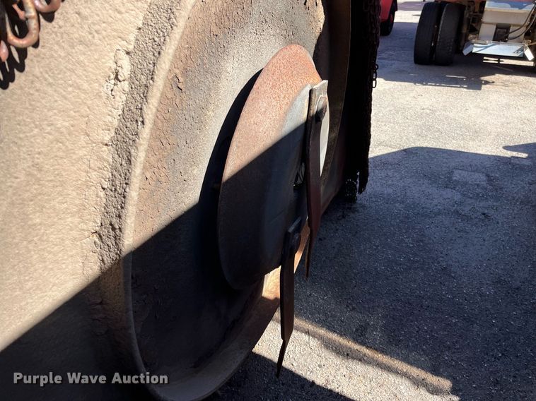 image for item DG5437 2000 Schulte XH1000  rotary mower