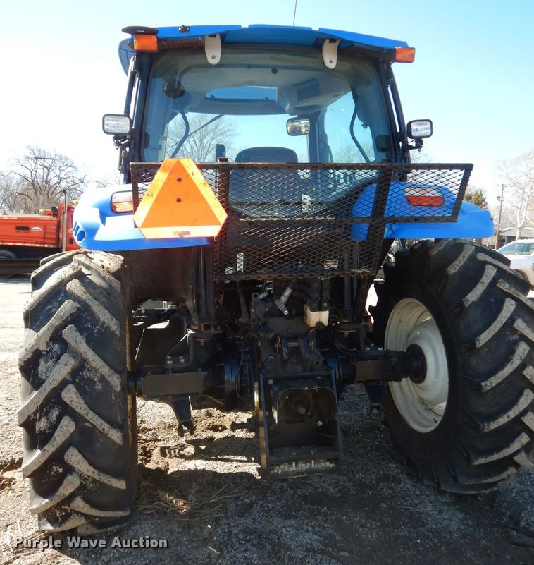 image for item DK7528 2006 New Holland TS110A  tractor
