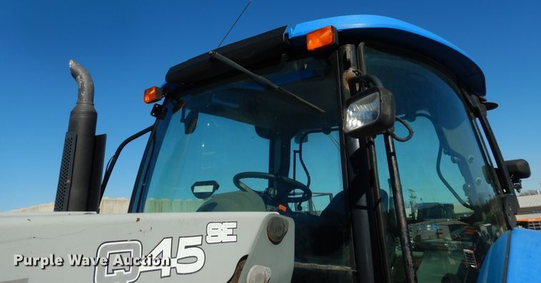 image for item DK7528 2006 New Holland TS110A  tractor