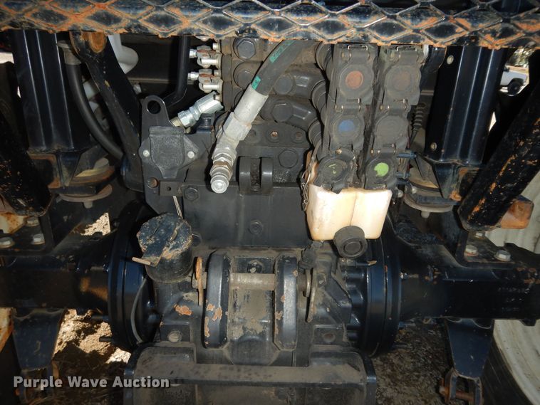 image for item DK7528 2006 New Holland TS110A  tractor