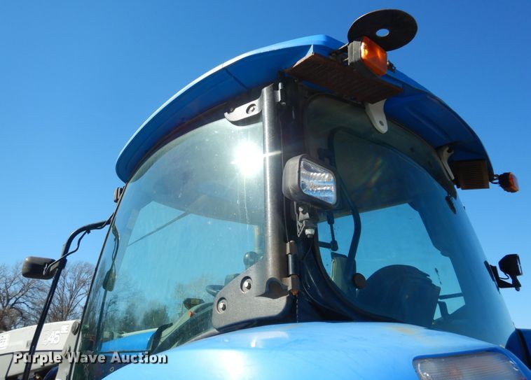 image for item DK7528 2006 New Holland TS110A  tractor