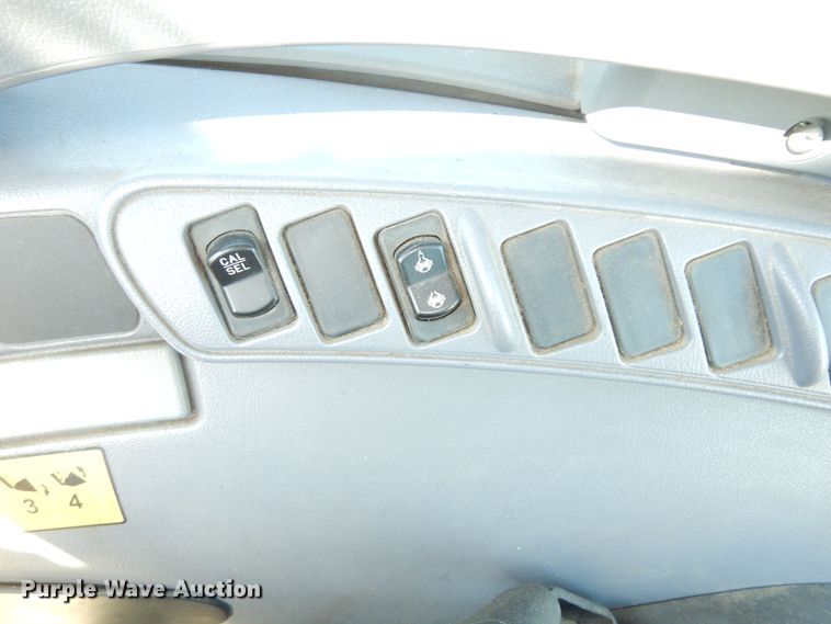 image for item DK7528 2006 New Holland TS110A  tractor