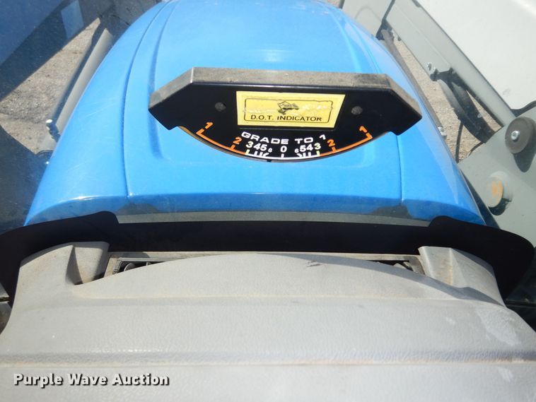 image for item DK7528 2006 New Holland TS110A  tractor