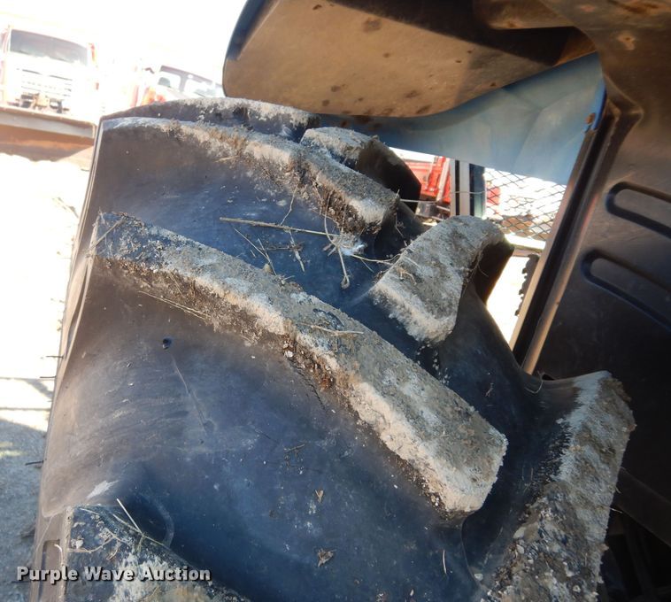 image for item DK7528 2006 New Holland TS110A  tractor