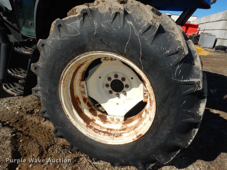 image for item DK7528 2006 New Holland TS110A  tractor