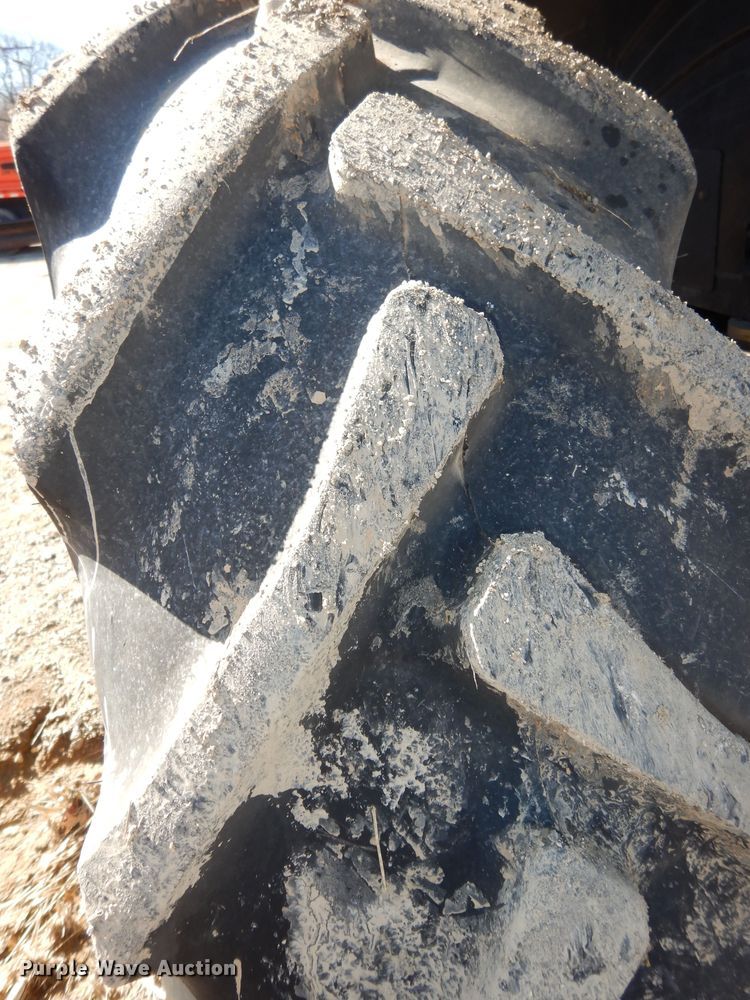 image for item DK7528 2006 New Holland TS110A  tractor