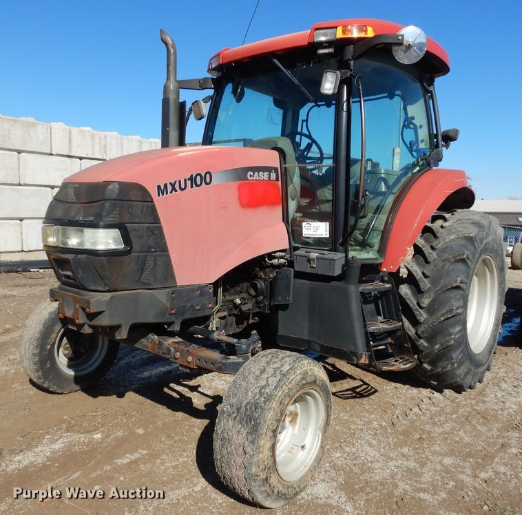 image for item DK7529 2004 Case IH MXU100  tractor