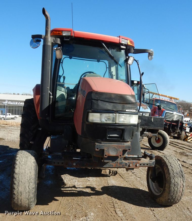 image for item DK7529 2004 Case IH MXU100  tractor