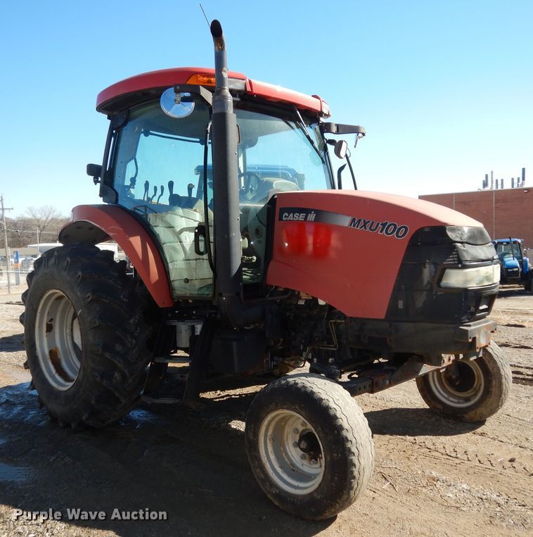 image for item DK7529 2004 Case IH MXU100  tractor