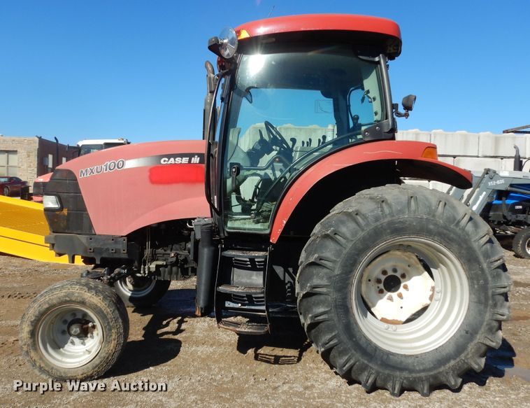 image for item DK7529 2004 Case IH MXU100  tractor