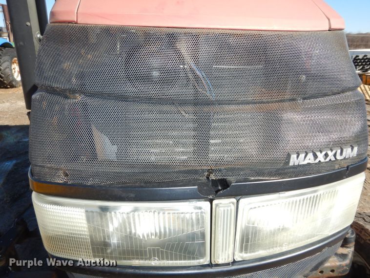 image for item DK7529 2004 Case IH MXU100  tractor