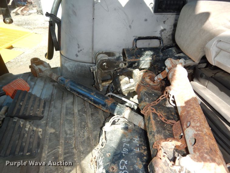 image for item DK7529 2004 Case IH MXU100  tractor