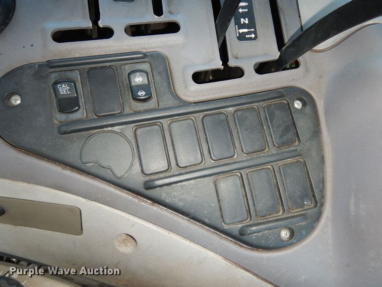 image for item DK7529 2004 Case IH MXU100  tractor