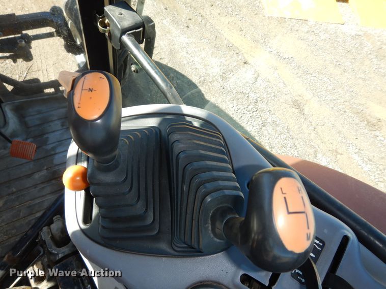 image for item DK7529 2004 Case IH MXU100  tractor