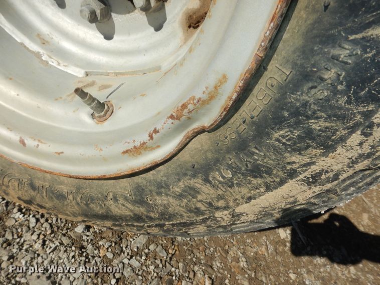 image for item DK7529 2004 Case IH MXU100  tractor