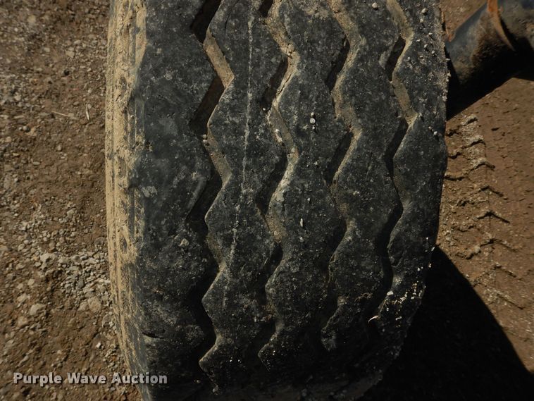 image for item DK7529 2004 Case IH MXU100  tractor