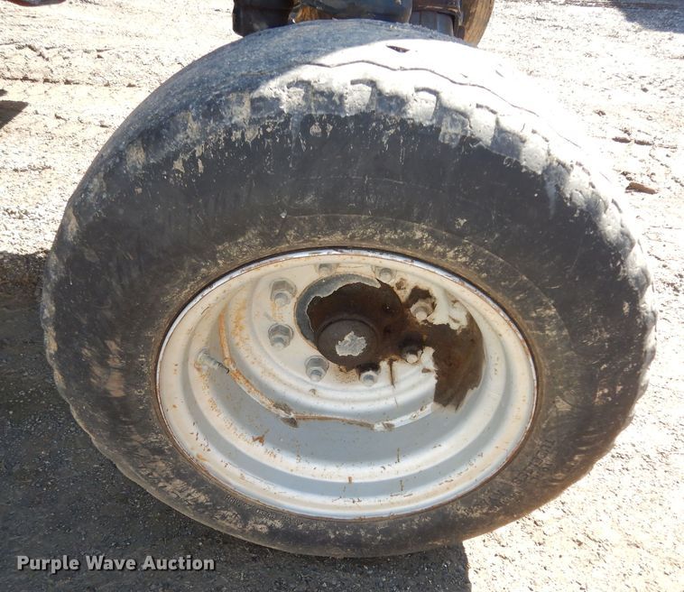 image for item DK7529 2004 Case IH MXU100  tractor