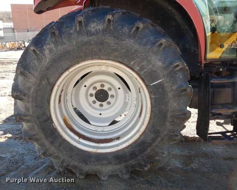 image for item DK7529 2004 Case IH MXU100  tractor