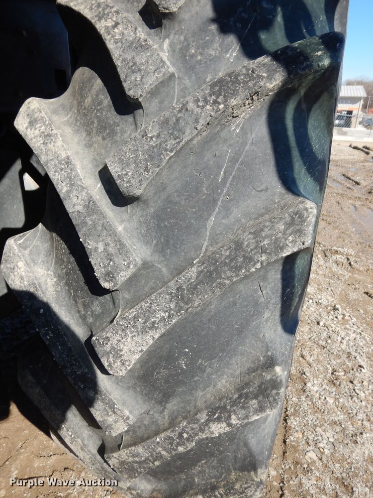 image for item DK7529 2004 Case IH MXU100  tractor