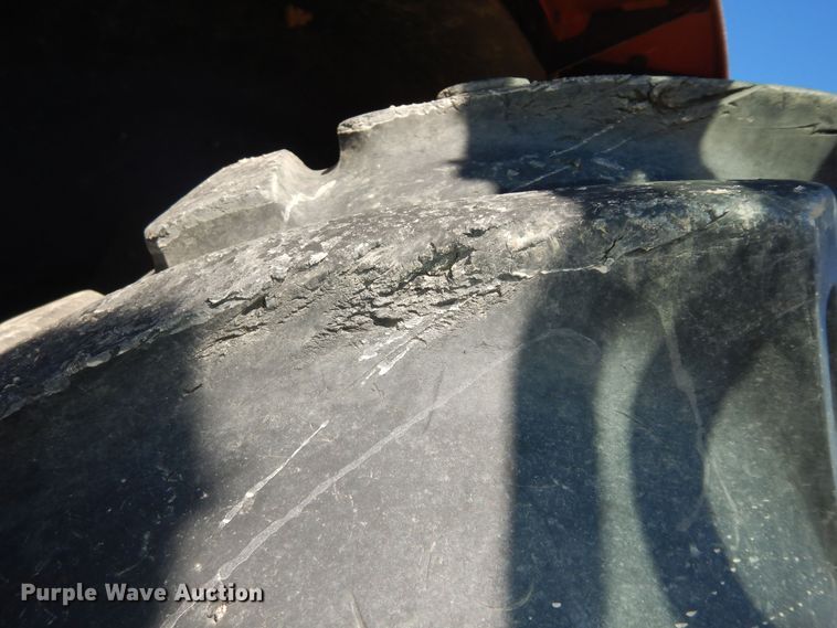 image for item DK7529 2004 Case IH MXU100  tractor