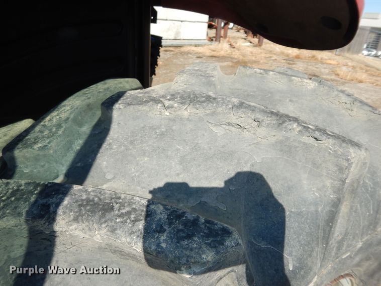 image for item DK7529 2004 Case IH MXU100  tractor