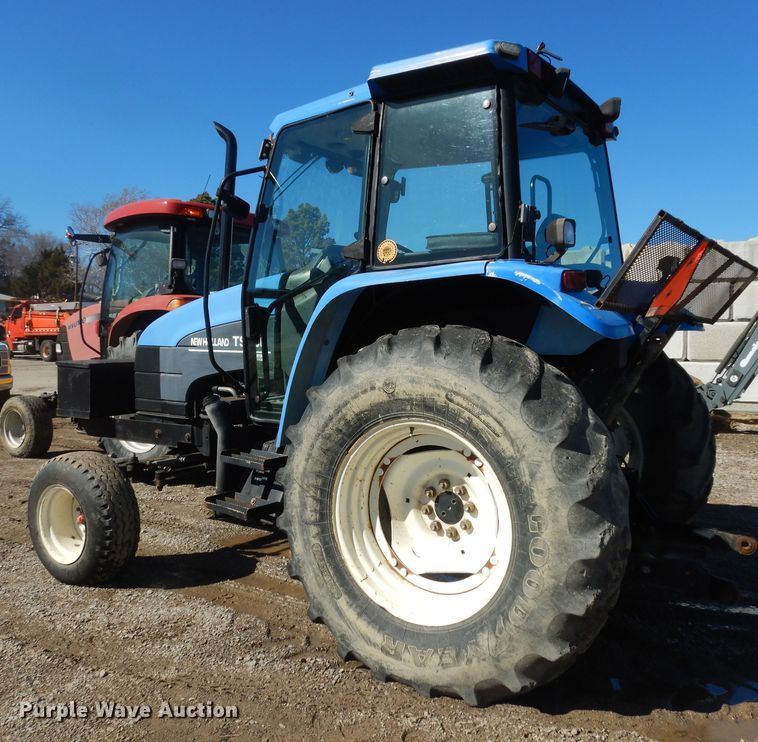 image for item DK7530 2003 New Holland TS100  tractor