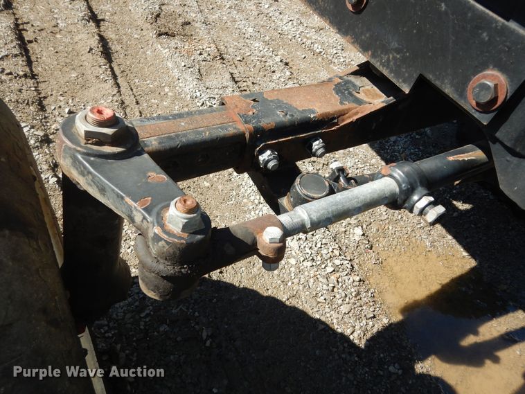 image for item DK7530 2003 New Holland TS100  tractor