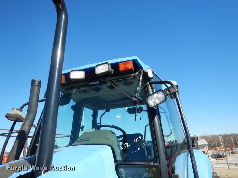 image for item DK7530 2003 New Holland TS100  tractor