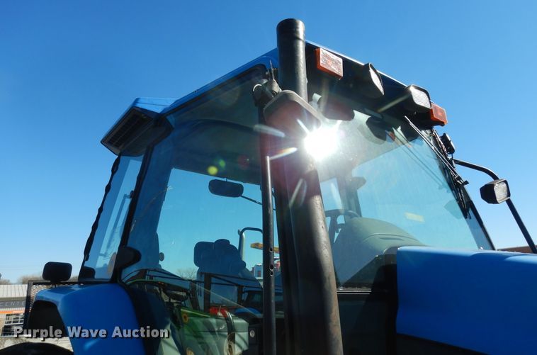 image for item DK7530 2003 New Holland TS100  tractor