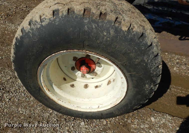 image for item DK7530 2003 New Holland TS100  tractor