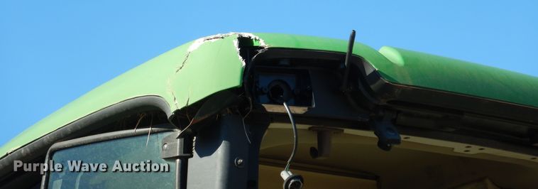 image for item DK7600 2005 John Deere 6415  tractor