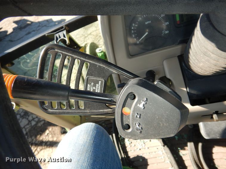 image for item DK7600 2005 John Deere 6415  tractor