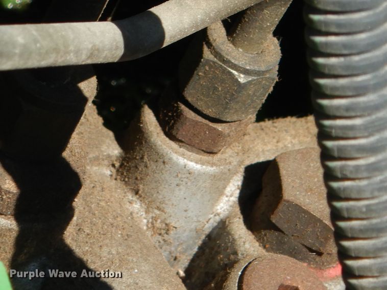 image for item DK7600 2005 John Deere 6415  tractor