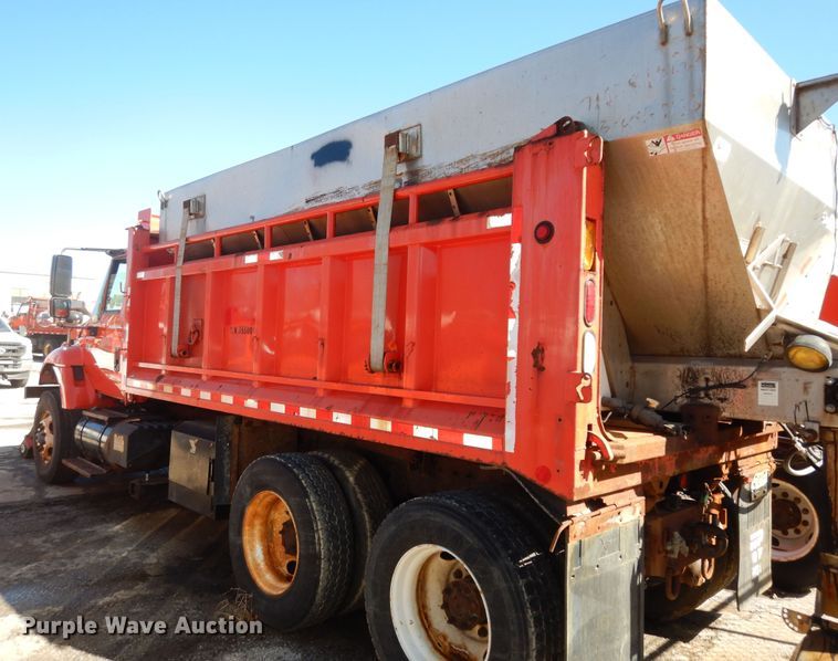 image for item DK7627 2003 International 7500  dump truck