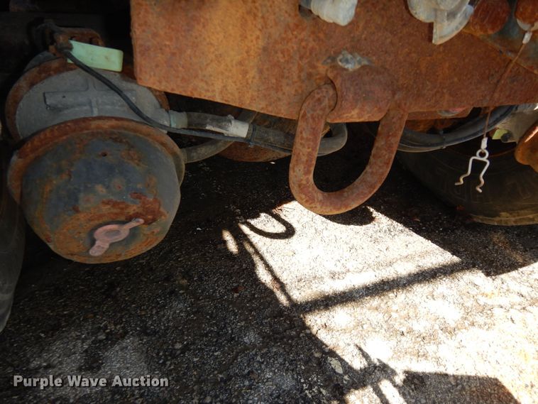 image for item DK7627 2003 International 7500  dump truck