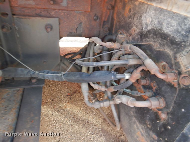 image for item DK7627 2003 International 7500  dump truck